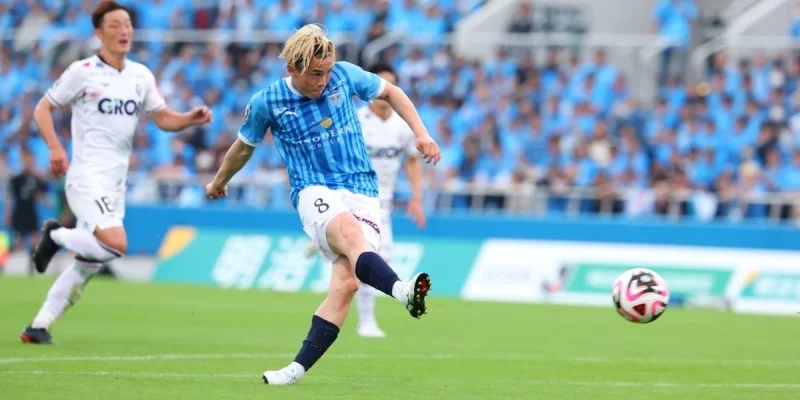 Окаяма - Касива Рейсол Окаяма - Касива Рейсол