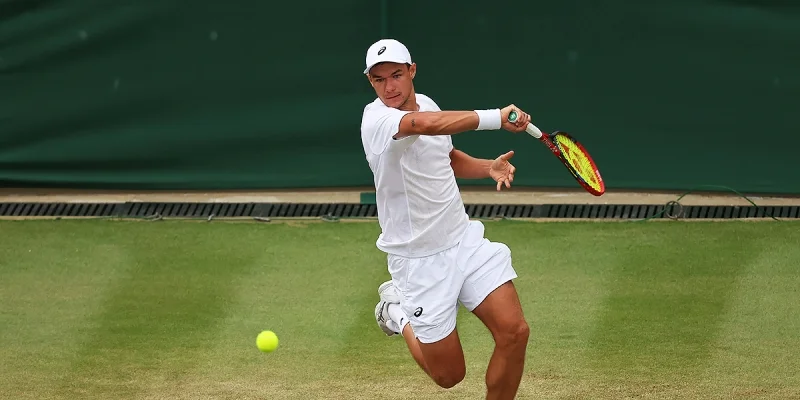 Камил Майхржак - Николас Харри