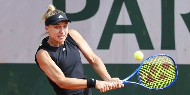 Юлия Стародубцева - Энн Ли