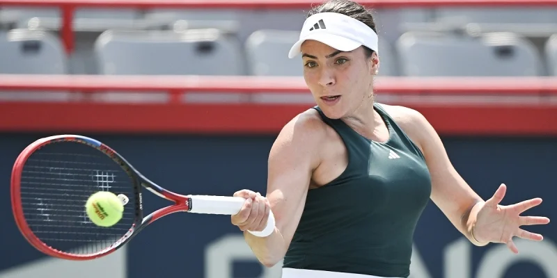 Елена Габриэла Рузе - Хэйли Баптист Елена Габриэла Рузе - Хэйли Баптист