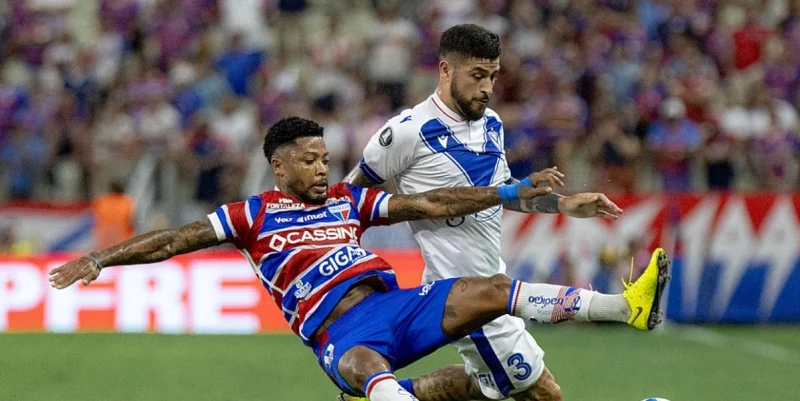 Велес Сарсфилд - Форталеза Велес Сарсфилд - Форталеза