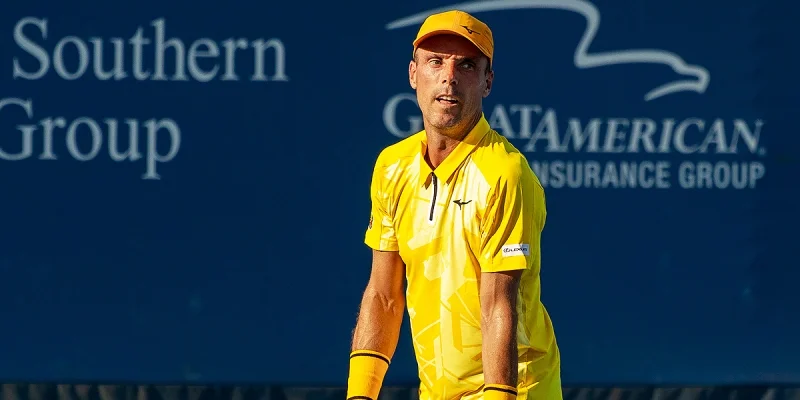 Роберто Баутиста - Кристофер О'Коннелл