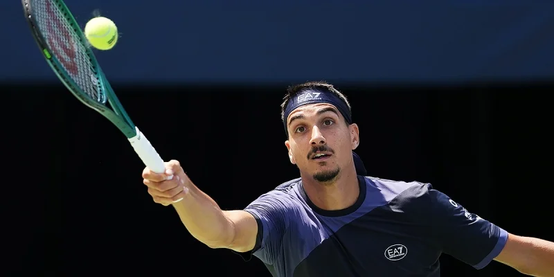 Лоренцо Сонего - Stefan Dostanic