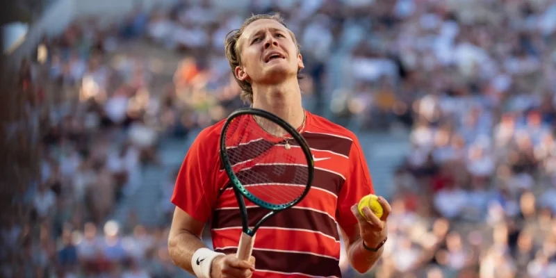 Себастьян Корда - Миомир Кечманович Себастьян Корда - Миомир Кечманович