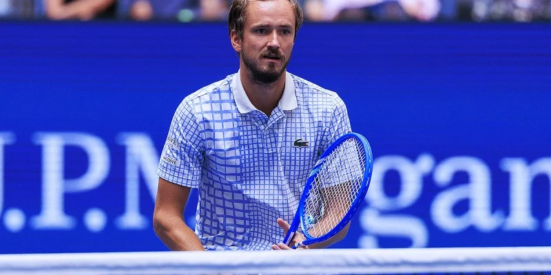 Даниил Медведев - Бенджамин Бонзи Даниил Медведев - Бенджамин Бонзи