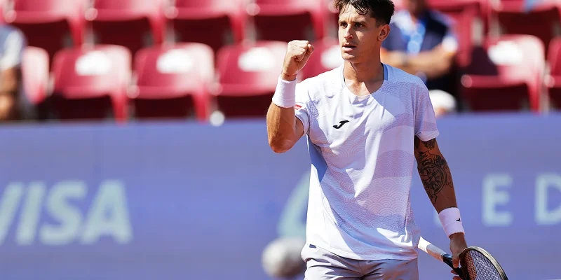 Камило Уго Карабелли - Томас Этчеверри Камило Уго Карабелли - Томас Этчеверри