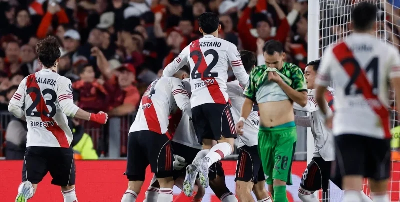 Ланус - Ривер Плейт Ланус - Ривер Плейт