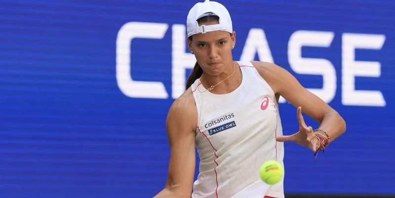 Лукреция Стефанини - Эмилиана Аранго Лукреция Стефанини - Эмилиана Аранго