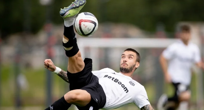 Сатурн - Broke Boys