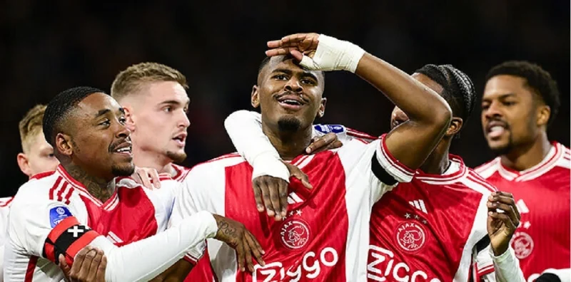 Аякс - Зволле