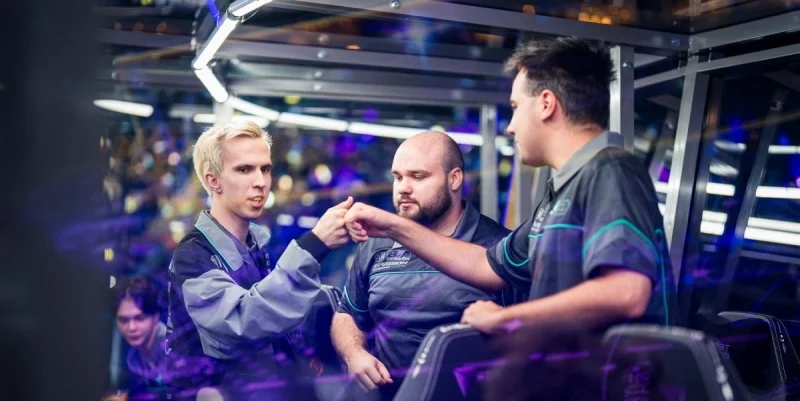 PARIVISION - Team Falcons