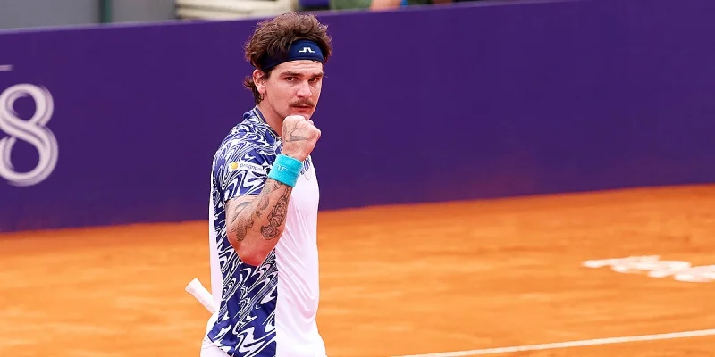 Тьяго Сейбот Уайлд - Вит Коприва Тьяго Сейбот Уайлд - Вит Коприва