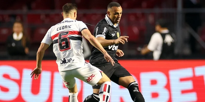 ЛДУ-Кито - Сан Паулу ЛДУ-Кито - Сан Паулу