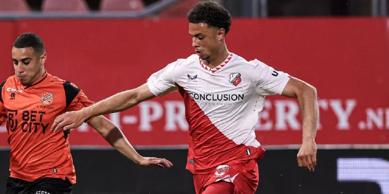 Йонг Утрехт - Камбур