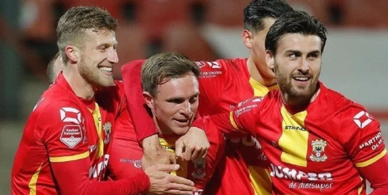 Гоу Эхед Иглз - Стяуа (ФКСБ)