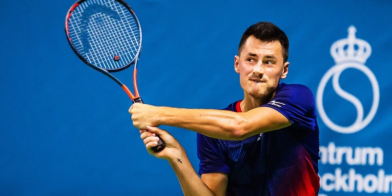 Бернард Томич - Маккензи Макдональд