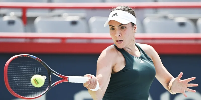 Елена Габриэла Рузе - Эмма Наварро