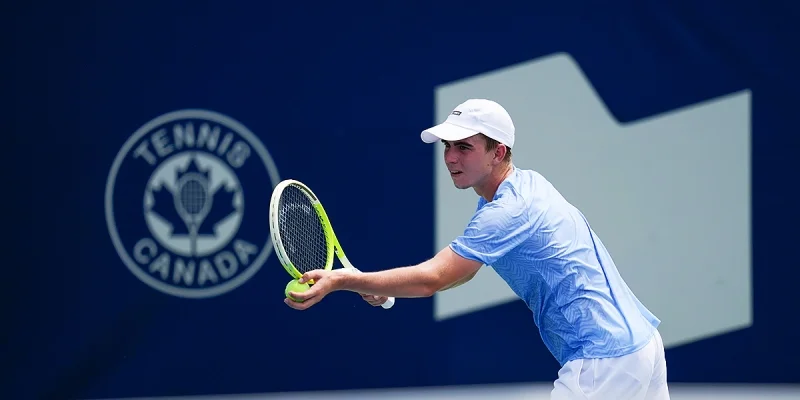 Далибор Сврчина - Есуке Ватануки