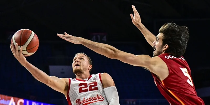 Университатя Клуж-Напока - Бахчешехир Университет