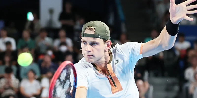 Зизу Бергс - Каспер Рууд Зизу Бергс - Каспер Рууд