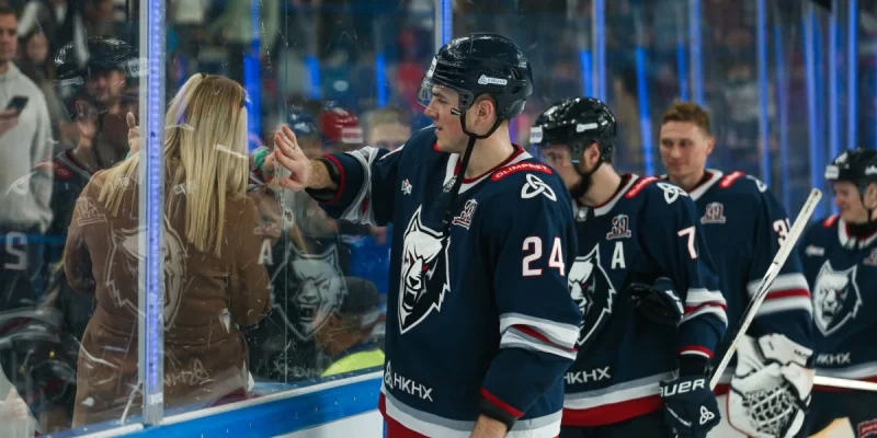 Нефтехимик - Автомобилист