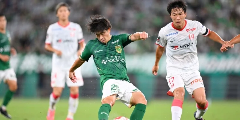 Нагоя - Сересо Осака