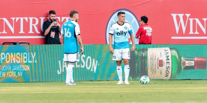 ДС Юнайтед - Шарлотт ДС Юнайтед - Шарлотт