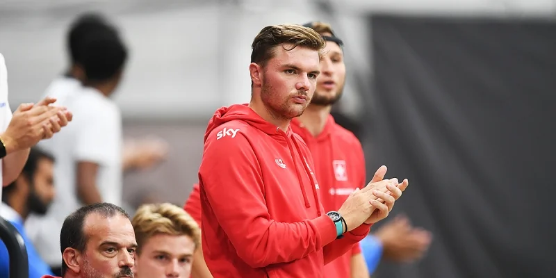 Доминик Штрикер - Крис Родеш