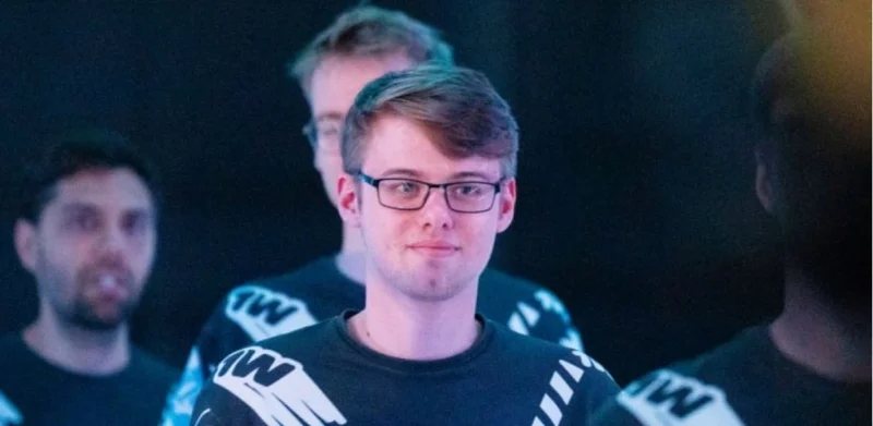 AVULUS - Runa Team AVULUS - Runa Team