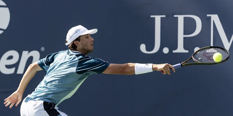 Брэндон Холт - Адам Уолтон