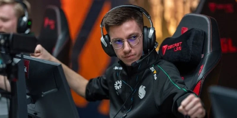 Aurora Gaming - AVULUS