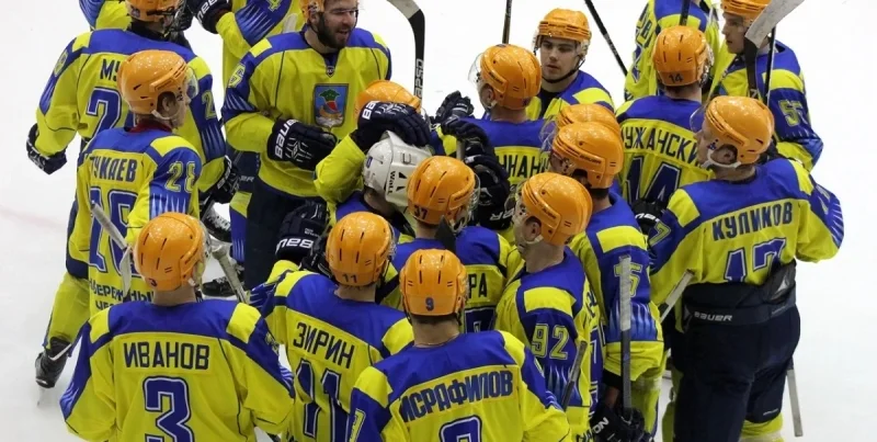 Челны - Молот Челны - Молот