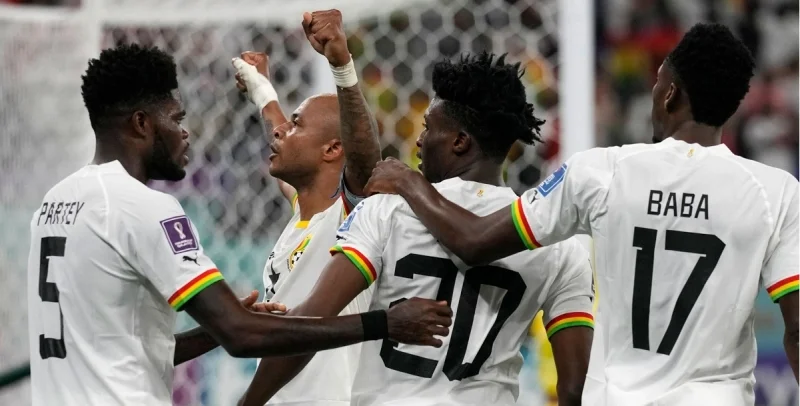 Гана - Коморы