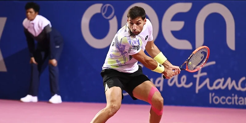 Бернабе Сапата Мираллес - Деннис Новак