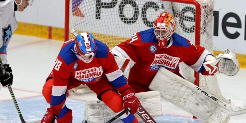 Красная Машина - Сахалинские Акулы Красная Машина - Сахалинские Акулы