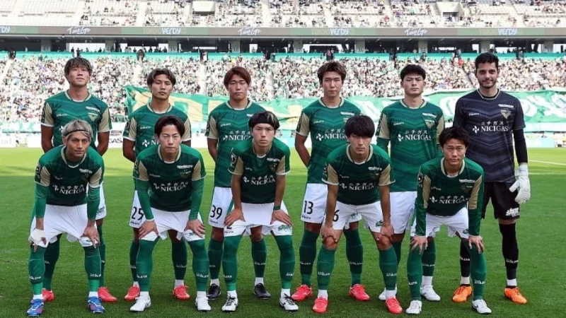 Токио Верди - Альбирекс Ниигата Токио Верди - Альбирекс Ниигата