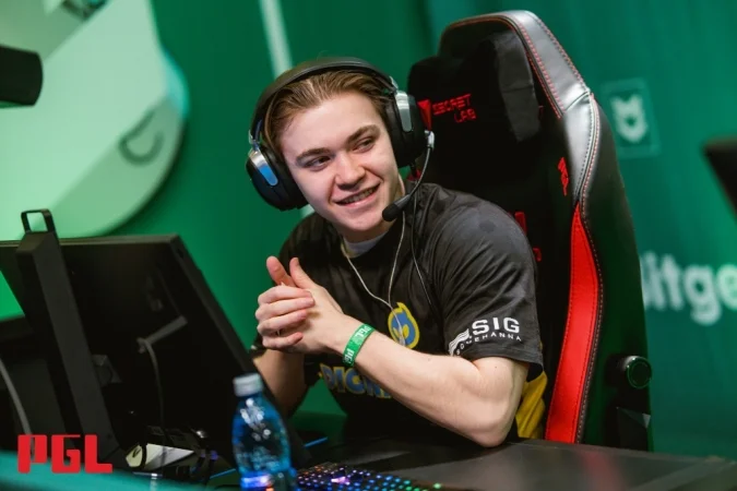 Johnny Speeds - Arcred