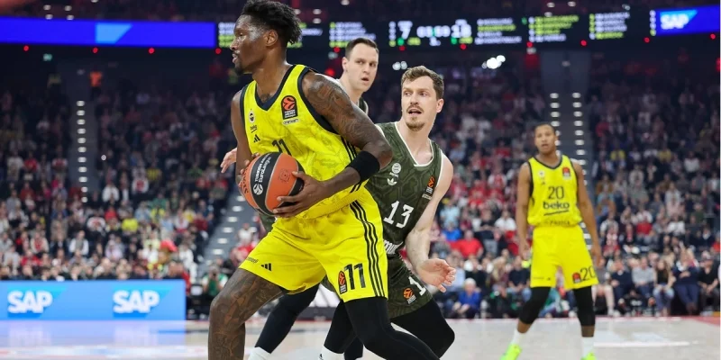 Анадолу Эфес - Фенербахче Анадолу Эфес - Фенербахче