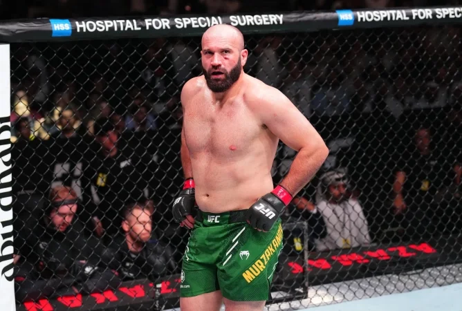 Александр Ракич - Азамат Мурзаканов