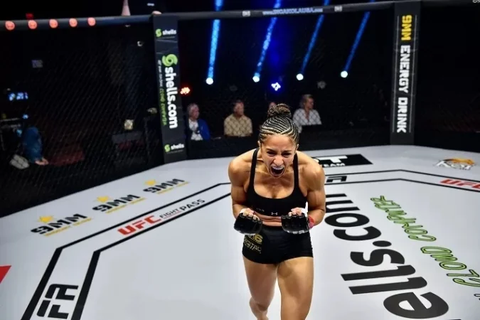 Жаклин Аморим - Мизуки Инуе Жаклин Аморим - Мизуки Инуе