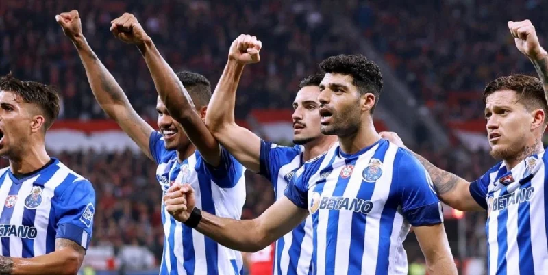 Морейренсе - Порту Морейренсе - Порту