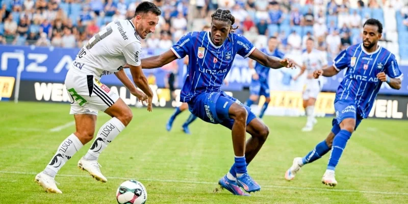 Блау-Вайсс Линц - Хартберг