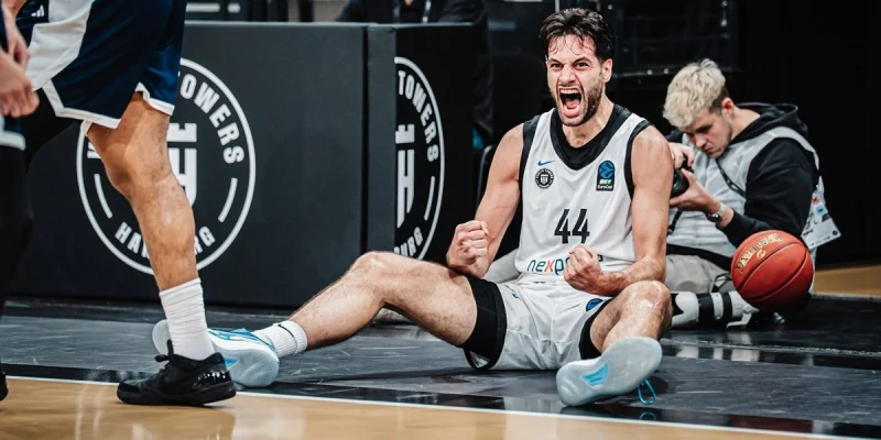 Гамбург - Университатя Клуж-Напока