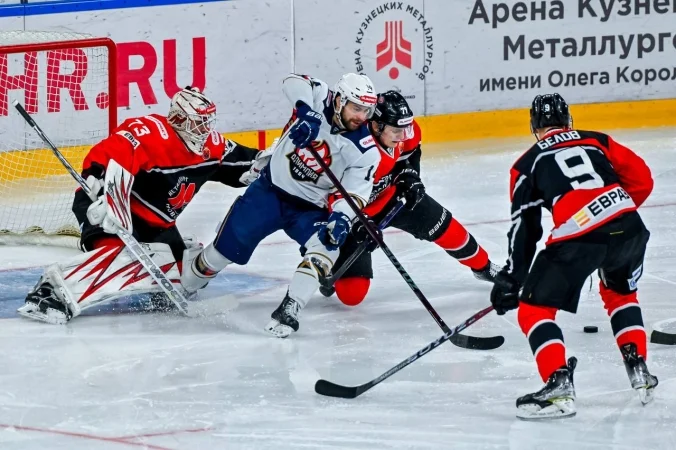 Металлург Нк - Молот Металлург Нк - Молот