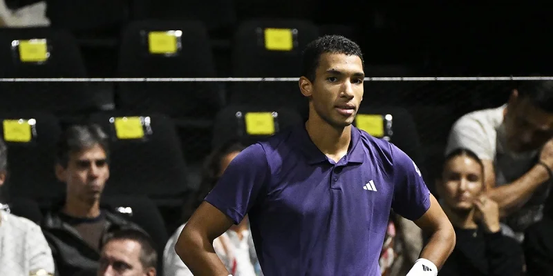 Феликс Оже-Альяссим - Даниэль Альтмайер