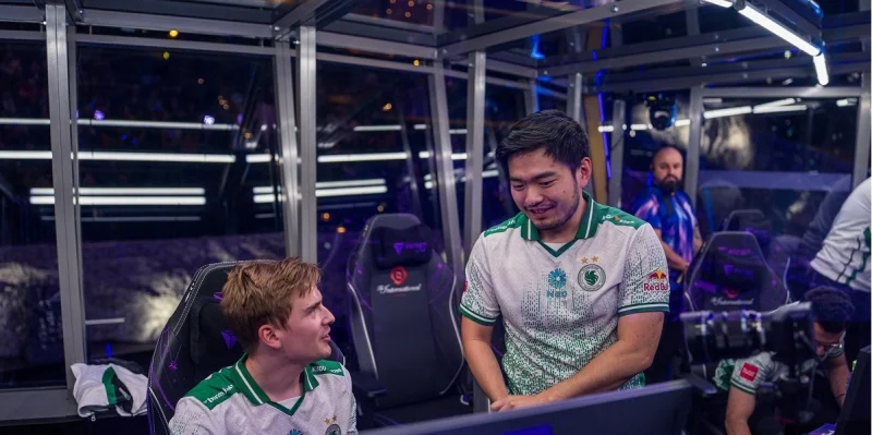 Тим Яндекс - Team Falcons Тим Яндекс - Team Falcons