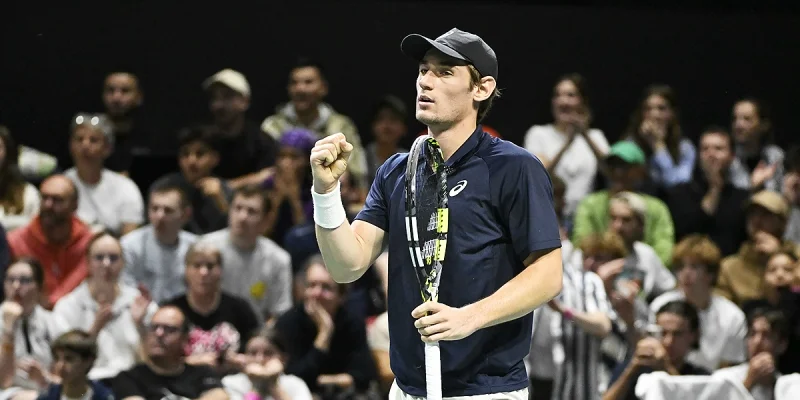 Валентин Ройе - Кэмерон Норри Валентин Ройе - Кэмерон Норри