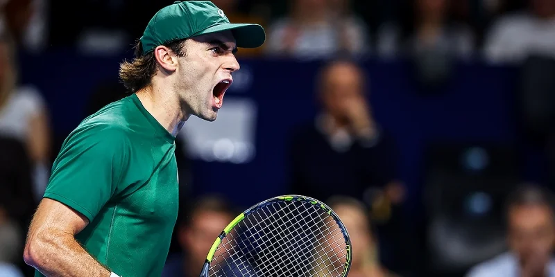 Элиот Спиццирри - Нуну Боржеш