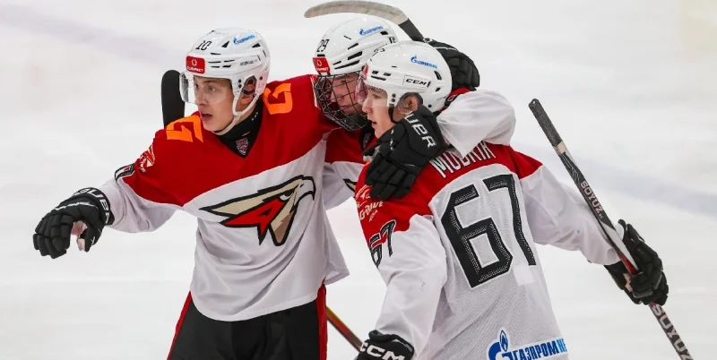 Омские Ястребы - Молот