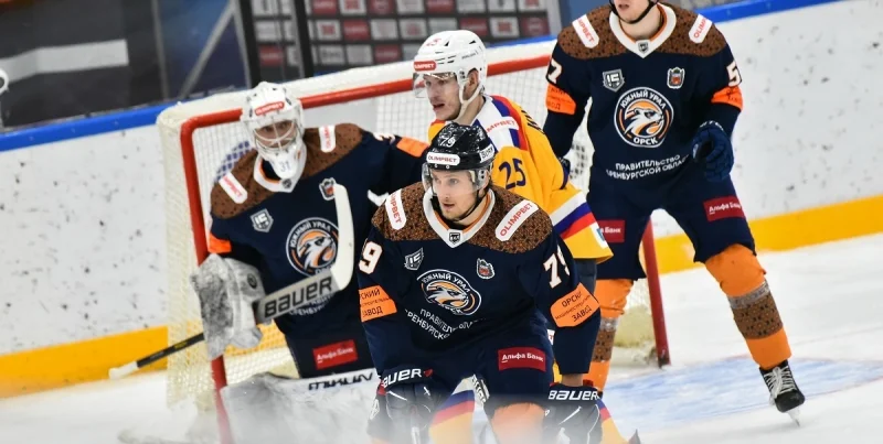 Южный Урал - Омские Крылья